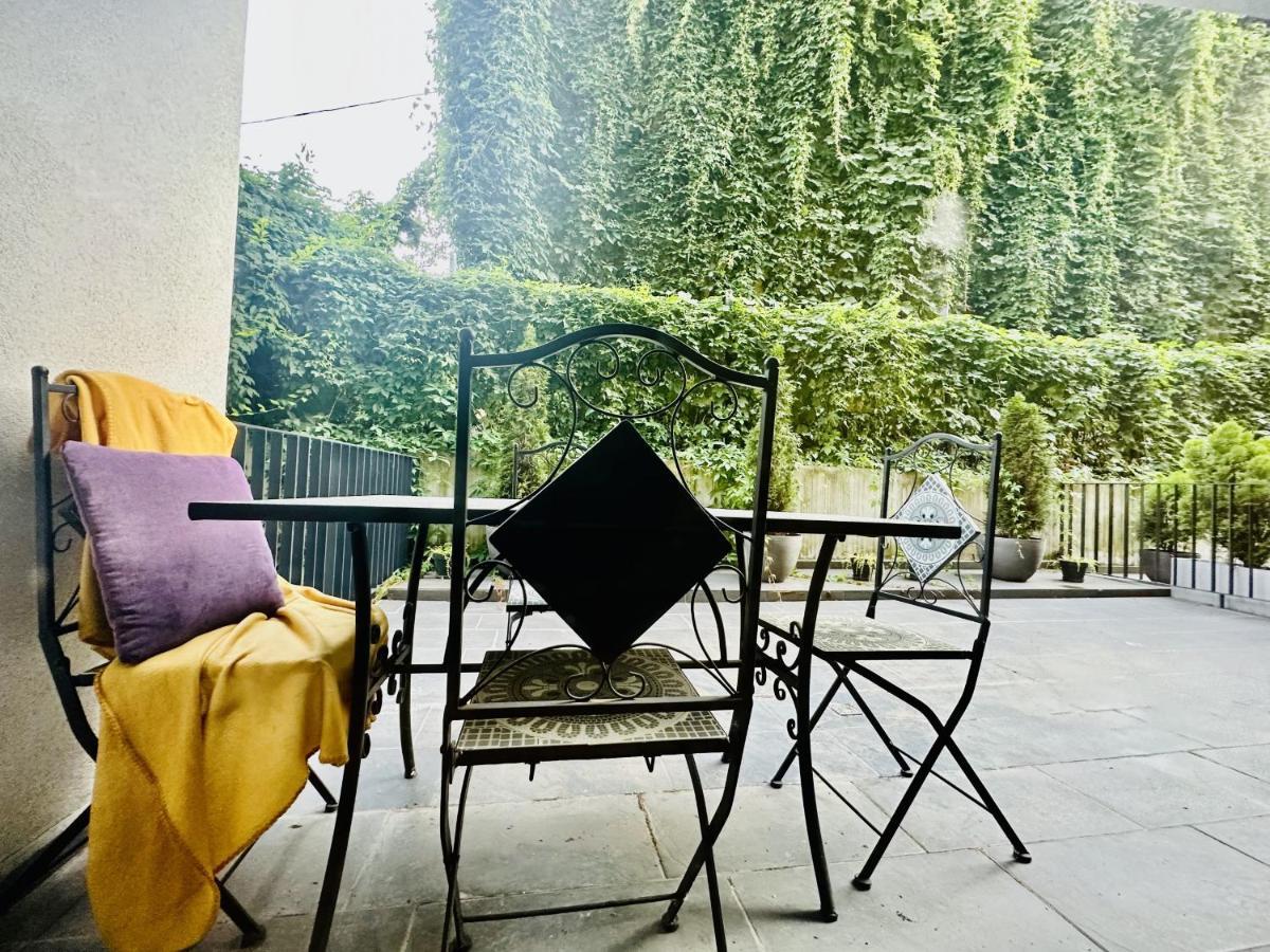 Palfi Apartment With Garden & Parking Клуж-Напока Екстериор снимка